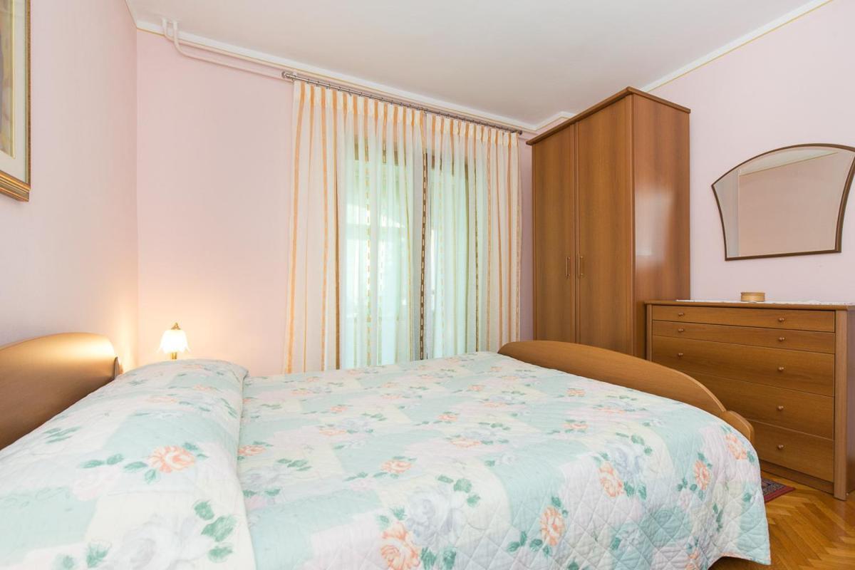 Apartments Spanjic Krk Town Exterior foto